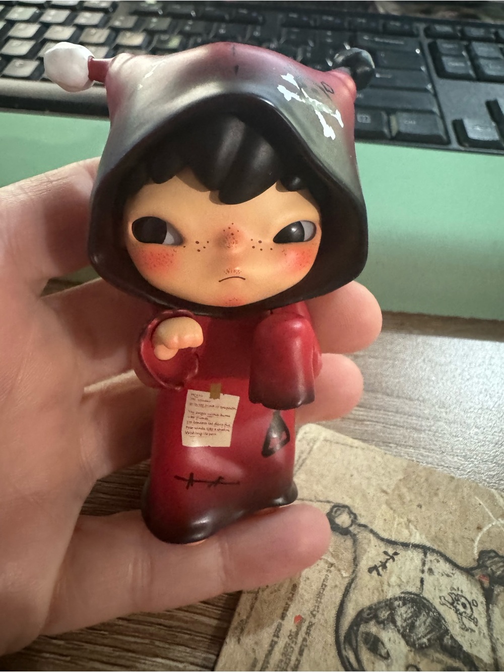 Pop Mart Hirono Echo Figure -Hiding behind you - Picture 2 of 3